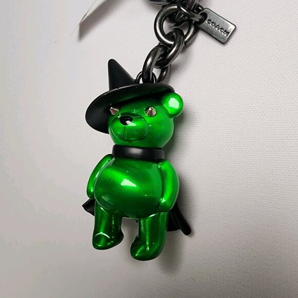 NWT Coach F35248 Wizard of Oz Wicked Witch GREEN Keychain Charm Fob - Picture 2 of 5